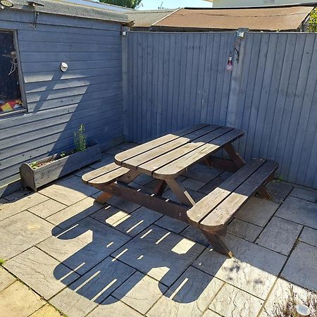 Beach & Tonic Beachside Chalet Humberston Buitenkant foto