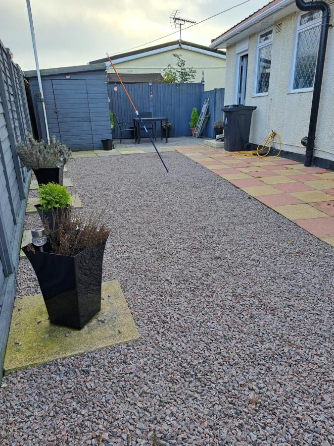 Beach & Tonic Beachside Chalet Humberston Buitenkant foto