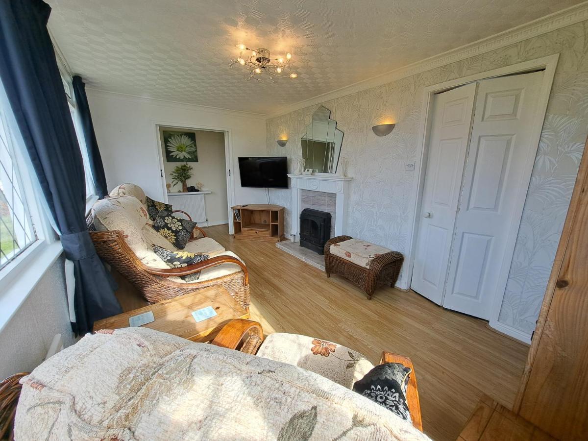 Beach & Tonic Beachside Chalet Humberston Buitenkant foto
