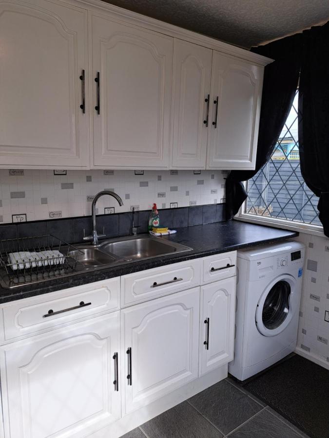 Beach & Tonic Beachside Chalet Humberston Buitenkant foto