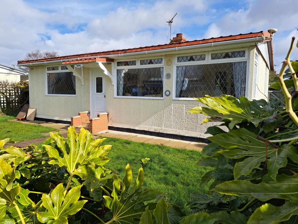 Beach & Tonic Beachside Chalet Humberston Buitenkant foto