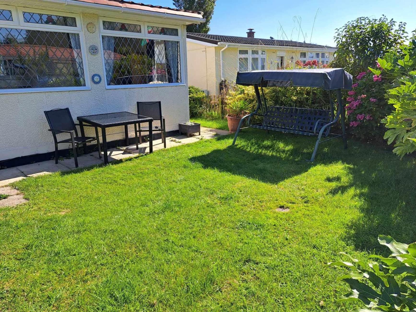 Beach & Tonic Beachside Chalet Humberston Buitenkant foto